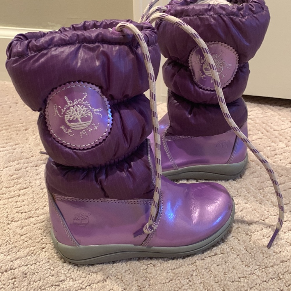 Timberland size 9 girls boots purple leather